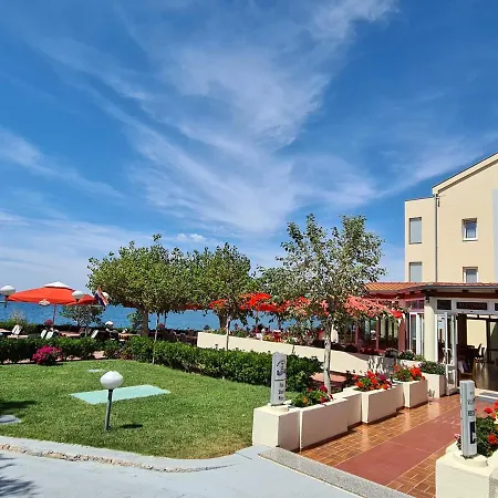 Hotel Rosa